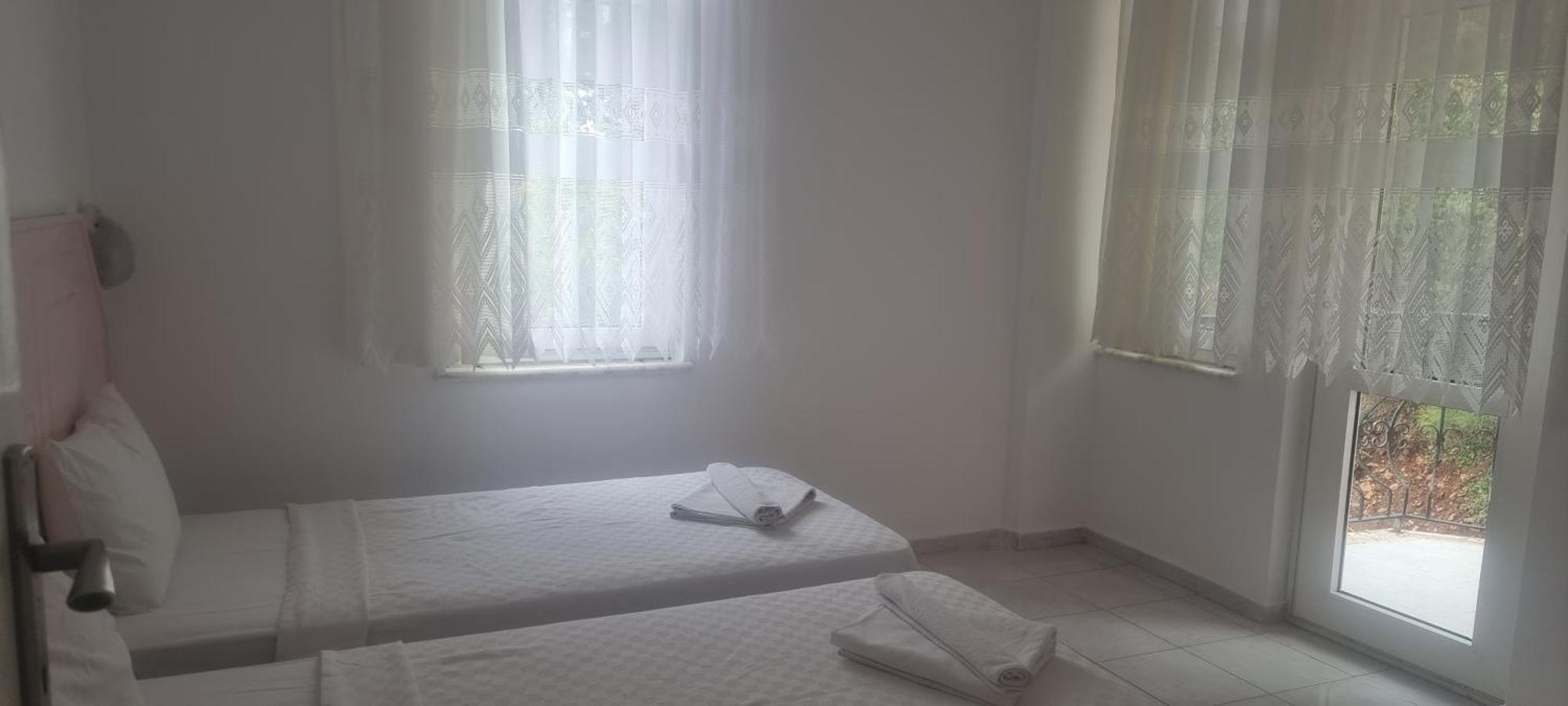 فتحية Pembe Kosk Apart Otel الغرفة الصورة